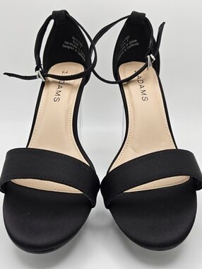 NWB J. Adams Dove Heels Black Satin Size 7